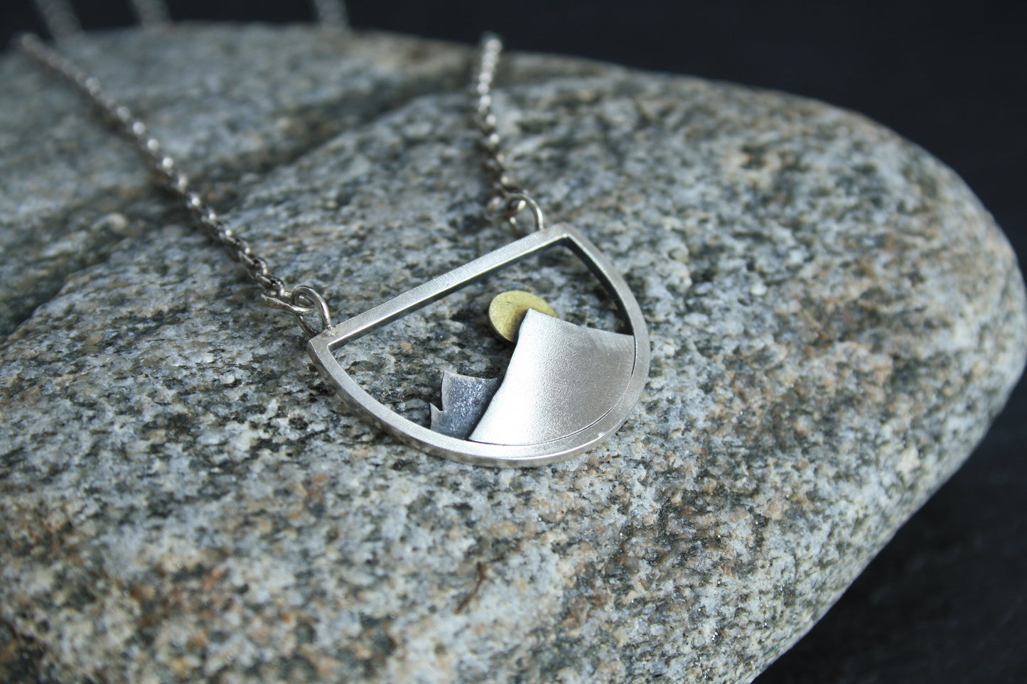 BEINN Half Circle Mountain Range