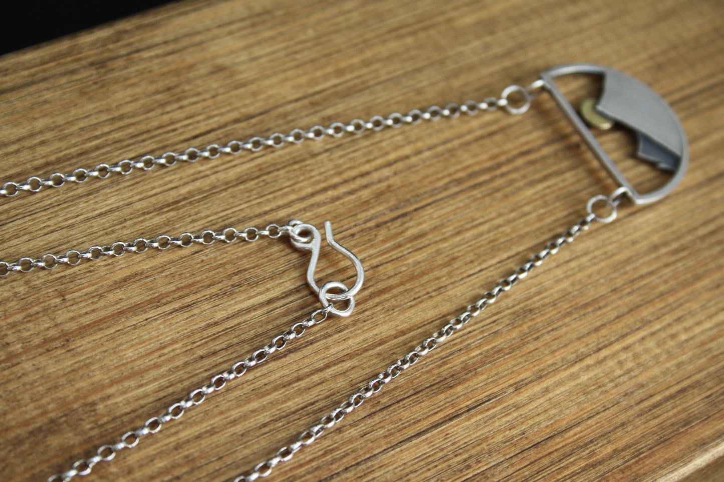 BEINN Half Circle Mountain Range