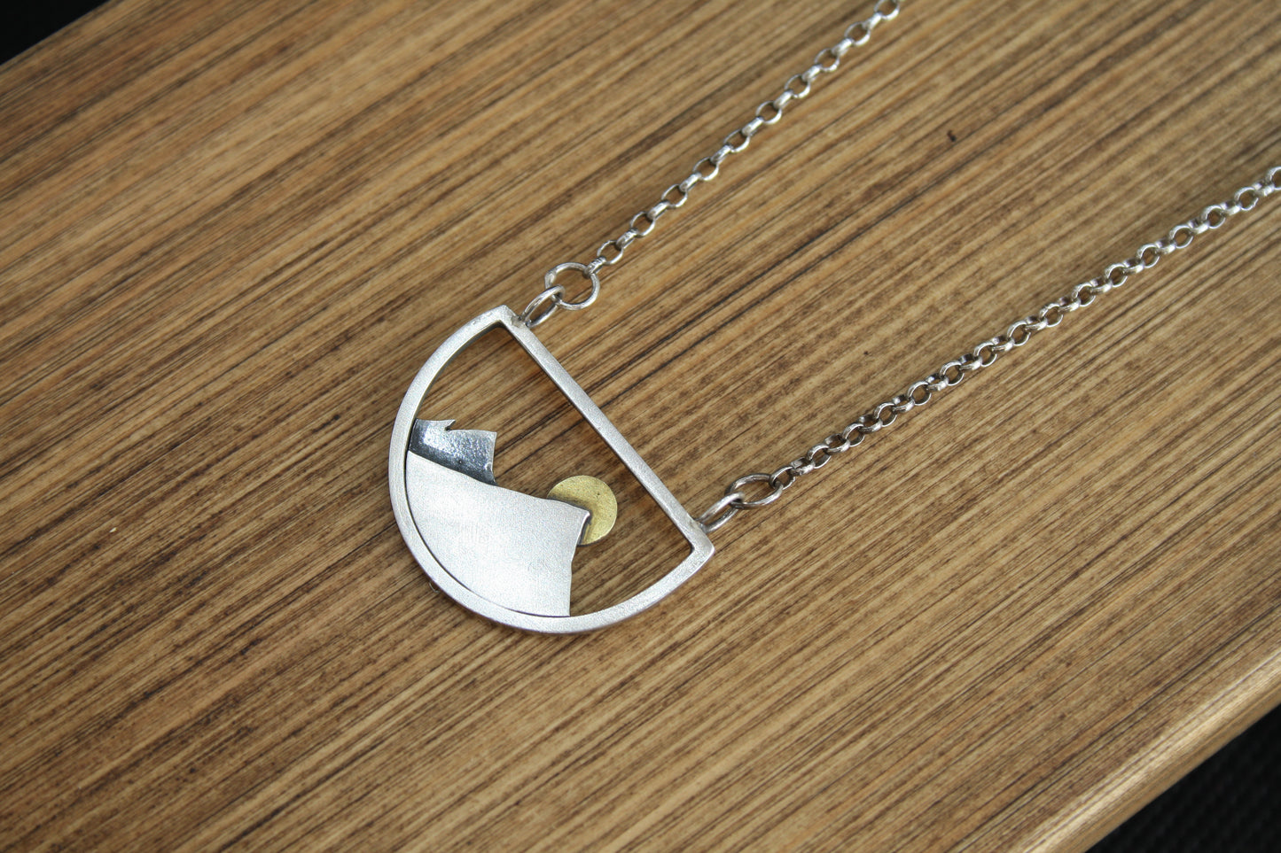 BEINN Half Circle Mountain Range